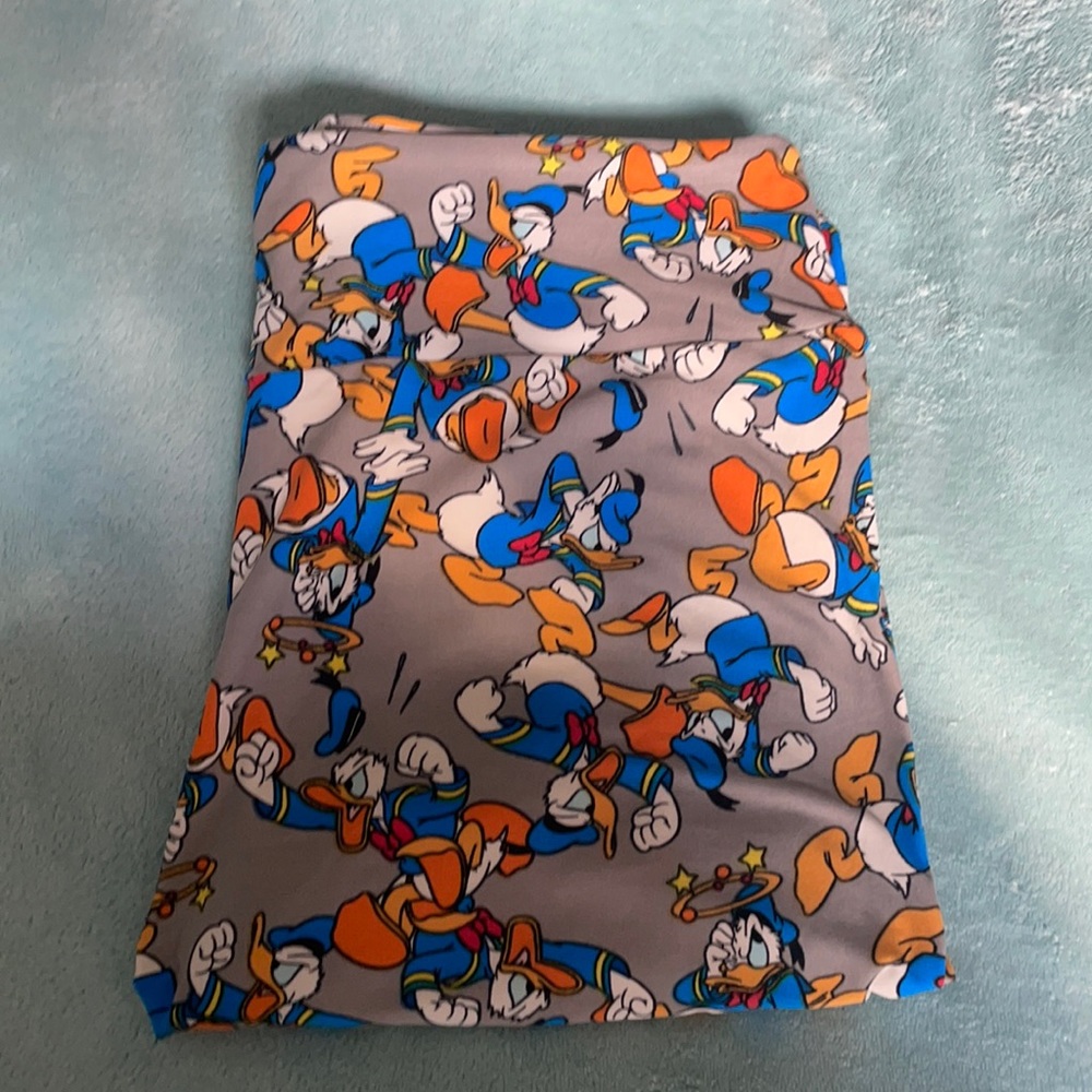 LulaRoe TC Leggings, Donald Duck print. NWOT
